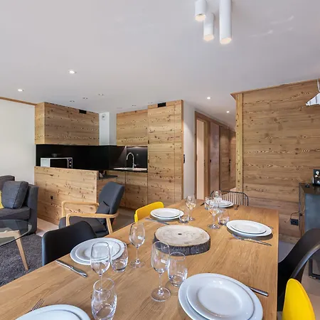Sejour Lumineux 3 Pieces, 4 Adultes, 2 Enfants, Wifi, Pieds Des Pistes - Fr-1-562-18 Courchevel